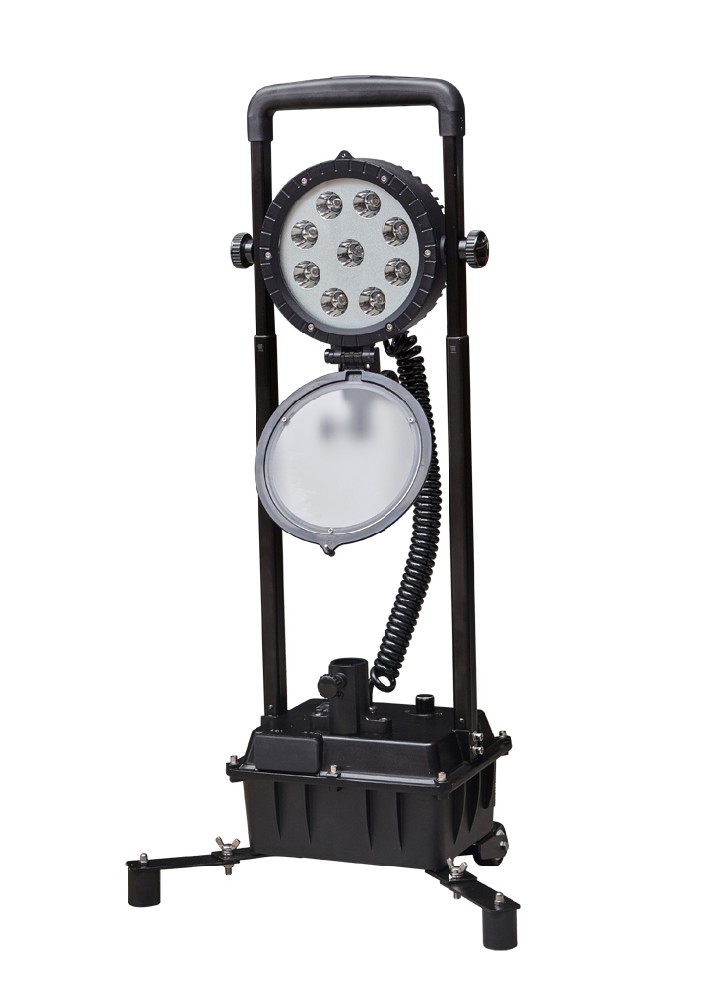 BZC2600 防爆移動燈